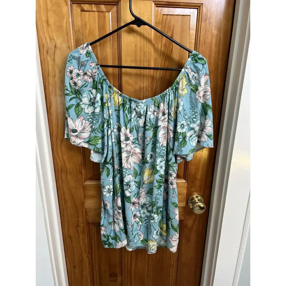 NWT Torrid Blue Floral Lightweight Shirt Size 2X Beach Cruise Vacation - Picture 4 of 8